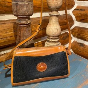 Vintage Dooney & Bourke Black Tan Shoulder Bag